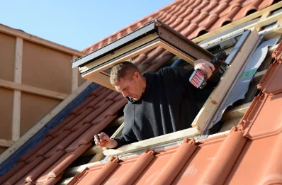 Pose de fenêtres de toit Velux à Faudoas